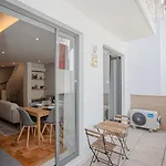 Liiiving In - Design Bright House Tatil Evi *