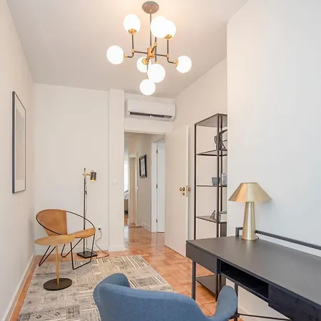 Liiiving In - Design Bright House Holiday home Porto