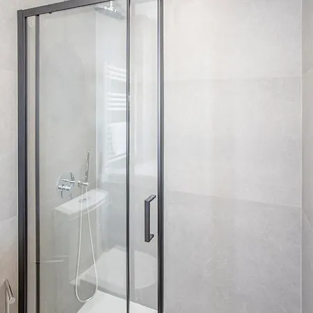 Liiiving In - Design Bright House Ferienhaus *