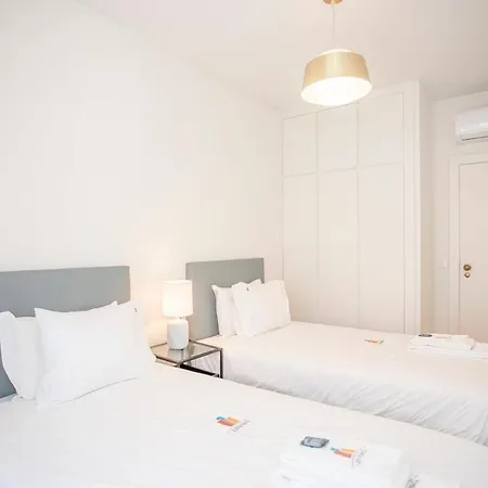 Дом отдыха Liiiving In - Design Bright House Порту