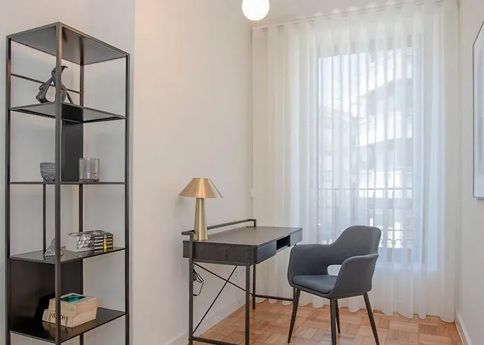 Liiiving In - Design Bright House Feriehus *