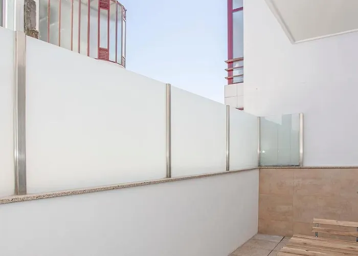 Liiiving In - Design Bright House Porto