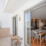 Liiiving In - Design Bright House Semesterbostad Oporto