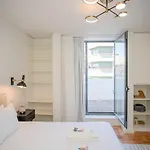Semesterbostad Liiiving In - Design Bright House Oporto