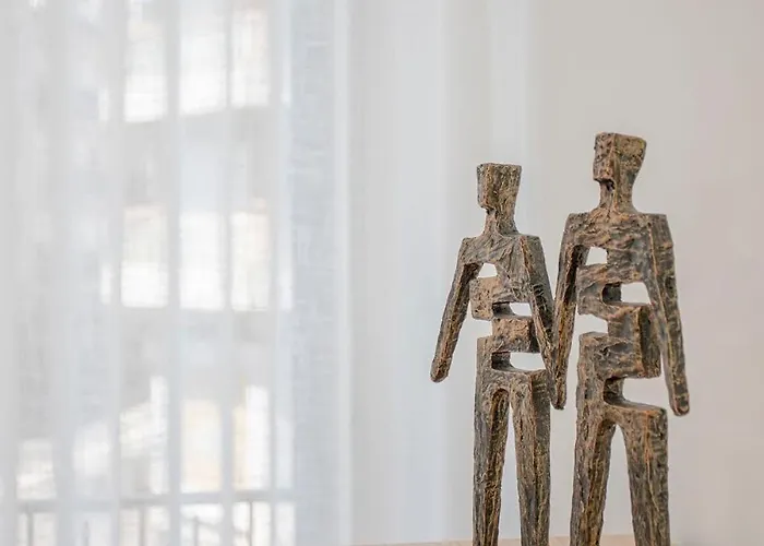 Liiiving In - Design Bright House Hébergement de vacances Oporto