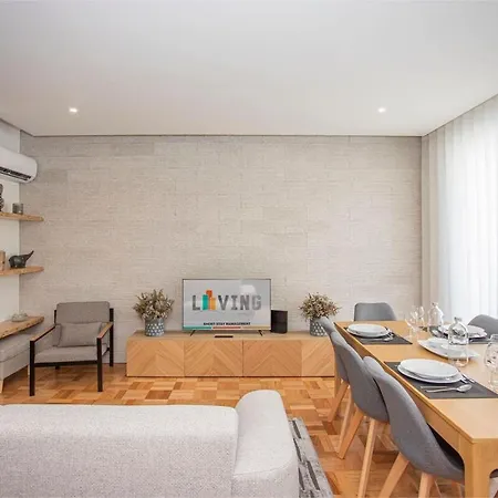 בית נופש Liiiving In - Design Bright House פורטו